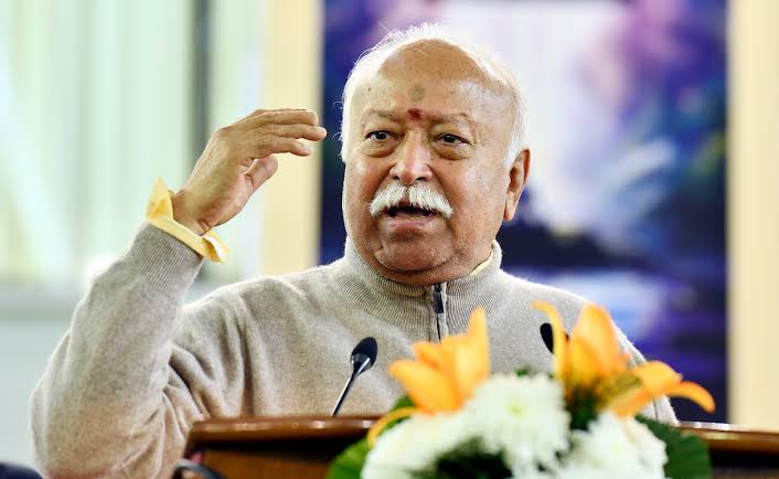 Mohan Bhagwat: दोन किंवा तीन मुले जन्माला घाला ; डॉ. मोहन भागवतांचे मोठे विधान