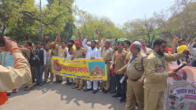 आयोग निर्माण होईपर्यंत मागे हटणार नाही : बाबा कांबळे