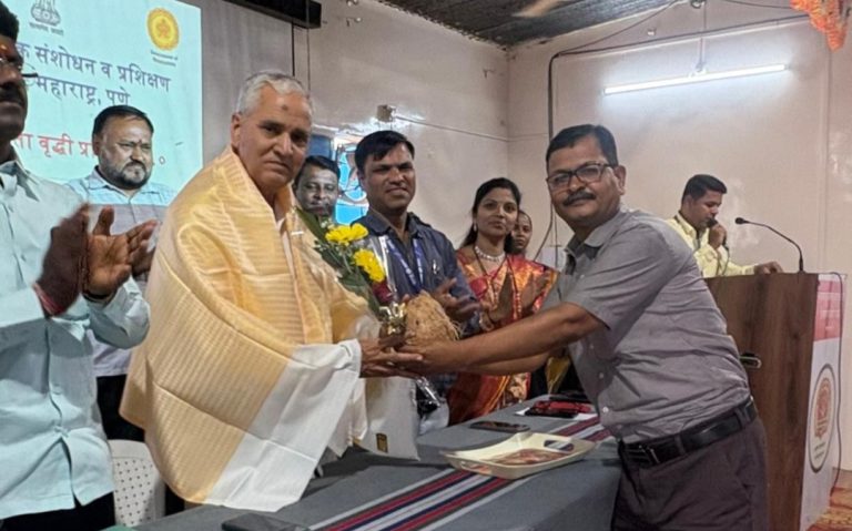 पिढी समृद्ध होण्यासाठी स्वतःची अध्यापन पद्धती समृद्ध करावी : शामराव कराळे