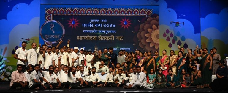 गटशेतीचे नवे धोरण आणून आर्थिक मदत वाढवू : देवेंद्र फडणवीस