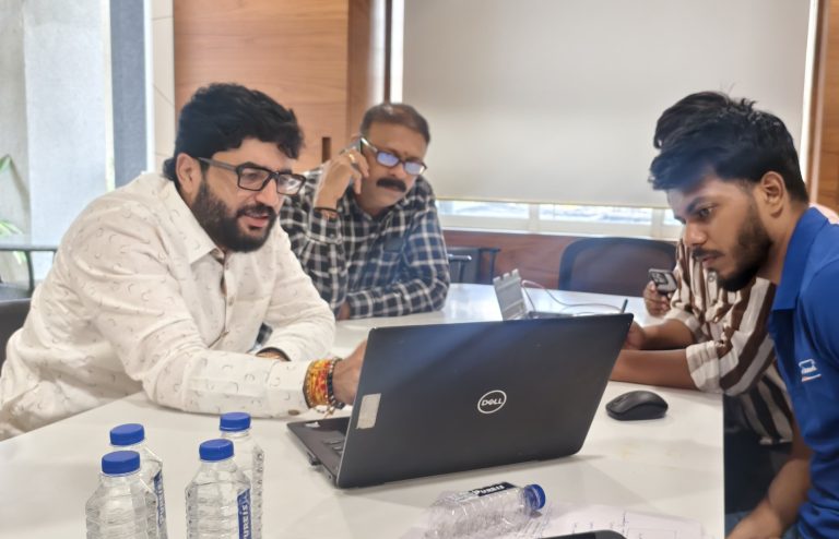 महाराष्ट्रातील पर्यटकांना आणण्यासाठी दोन विशेष विमानांची व्यवस्था;   केंद्रीय मंत्री मुरलीधर मोहोळ यांची माहिती