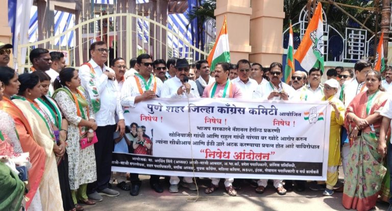 देशाच्या स्वातंत्र्याच्या दिपस्तंभाच्या व योगदान देणाऱ्या कुटुंबाच्या’ बदनामीचे प्रयत्न : गोपाळ तिवारी