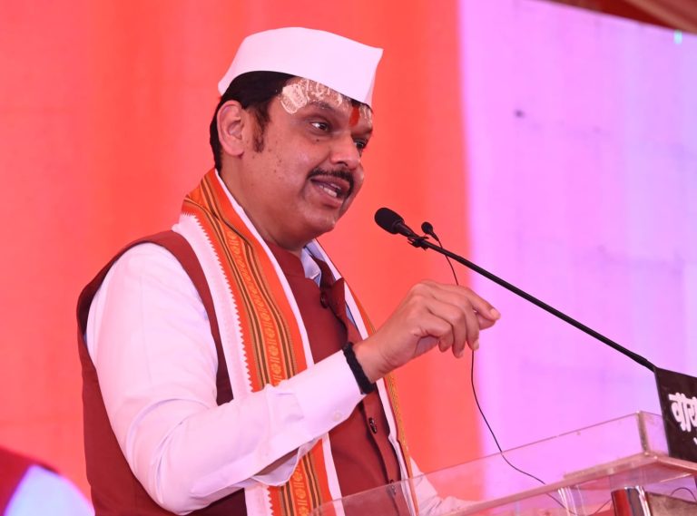 आळंदीत संत ज्ञानेश्वर महाराज ज्ञानपीठ उभारण्याची मुख्यमंत्री फडणवीस यांची घोषणा; ७०१ कोटींचा आराखडा तयार