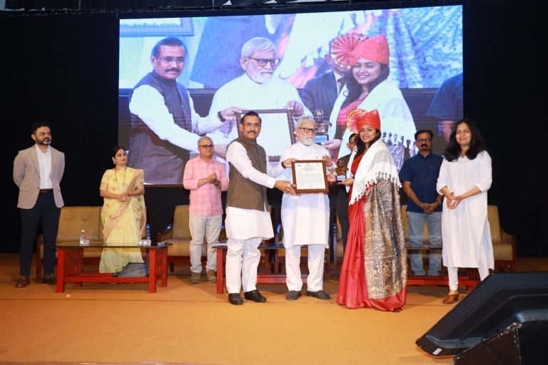 सकारात्मकपणे काम करणारी आजची तरुणाई सर्वांसाठी प्रेरक ; माजी आरोग्यमंत्री राजेश टोपे