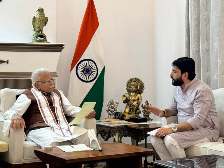 मेट्रोच्या विस्तारीकरणाला मिळणार गती; केंद्रीय मंत्री मुरलीधर मोहोळ यांची केंद्रीय मंत्री मनोहर लाल खट्टर यांच्याशी चर्चा