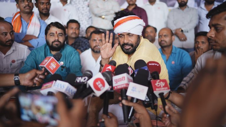 बच्चू कडूंचे अन्नत्याग आंदोलन स्थगित; कर्जमाफी ते शेतमजूर अन् ग्रामीण विकासासाठी आग्रह; जाणून घ्या प्रमुख मागण्या कोणत्या?