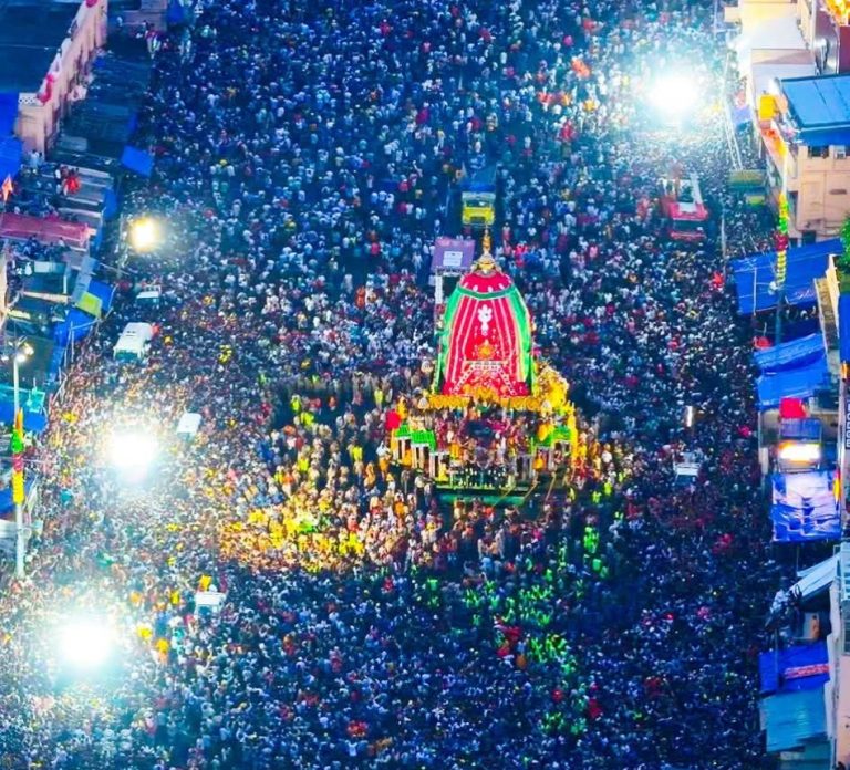 भगवान जगन्नाथ रथयात्रेला गालबोट; ६०० भाविक जखमी