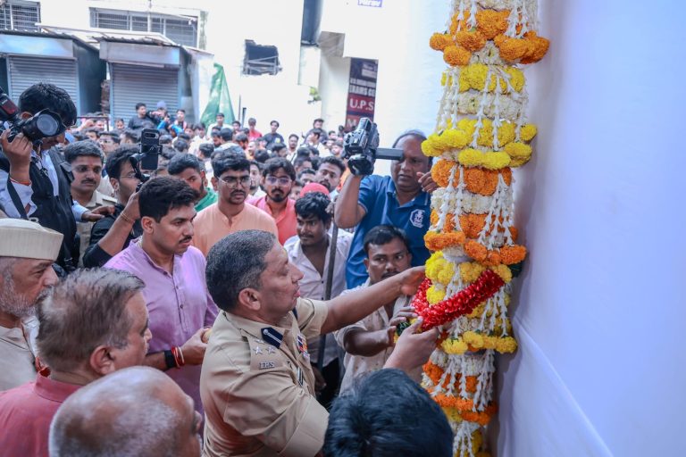 गणेश मंडळाच्या कार्यकर्त्यांनी पोलिसांसारखे काम करावे : अप्पर पोलिस आयुक्त राजेश बनसोडे यांचे आवाहन