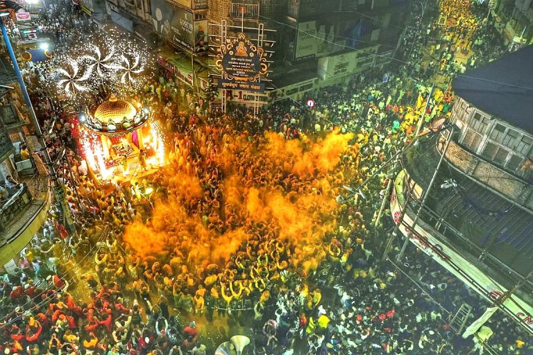 श्रीमंत भाऊसाहेब रंगारी गणपतीला दिमाखदार मिरवणुकीने निरोप