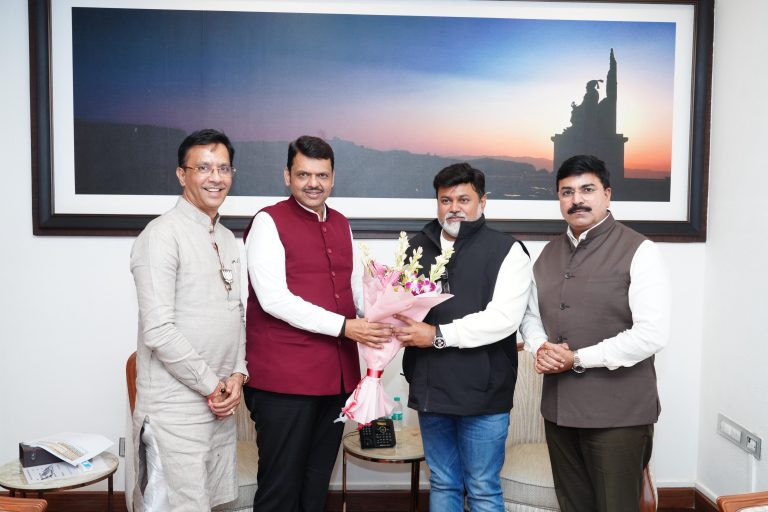 पुण्यातील भाजप–शिवसेना युतीचा चेंडू मुख्यमंत्र्यांच्या कोर्टात; फडणवीस–सामंत भेटीची गणेश बिडकरांची पोस्ट चर्चेत