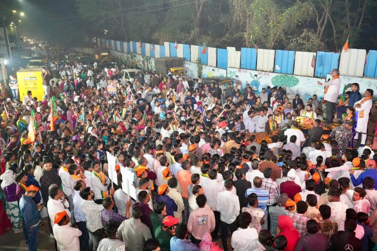 मंत्री चंद्रकांतदादांचा पाच महापालिकांमध्ये प्रचाराचा झंझावात; एकूण १०० पेक्षा जास्त बैठका, ५० चौक सभा, १० पत्रकार परिषदांच्या माध्यमातून प्रचार