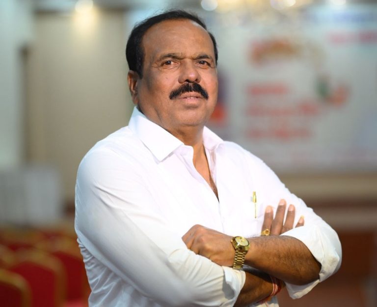 एकनिष्ठ कार्यकर्त्याच्या पक्षनिष्ठेची, पुन्हा एकदा चर्चा!