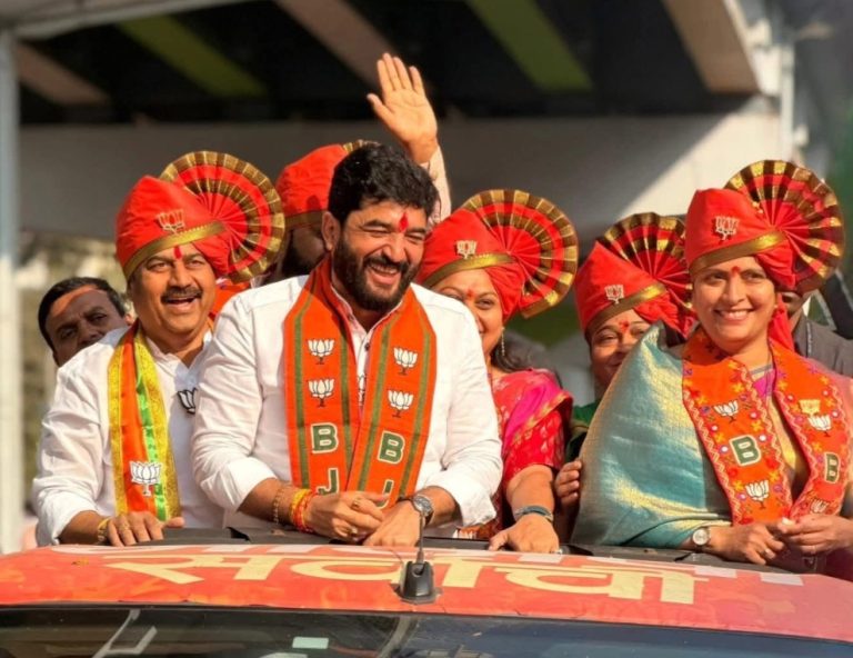 प्रभाग ३८ मध्ये भाजपच्या उमेदवारांचा विजयाचा एल्गार; केंद्रीय मंत्री मुरलीधर मोहोळ यांच्या उपस्थितीत भव्य बाईक रॅली