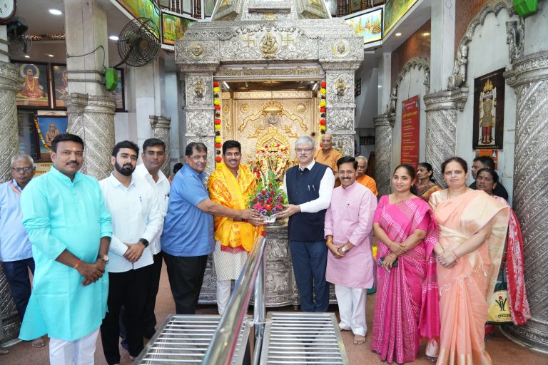 श्रीमती लक्ष्मीबाई दगडूशेठ हलवाई दत्तमंदिर ट्रस्टच्या अध्यक्षपदी पुनीत बालन यांची निवड