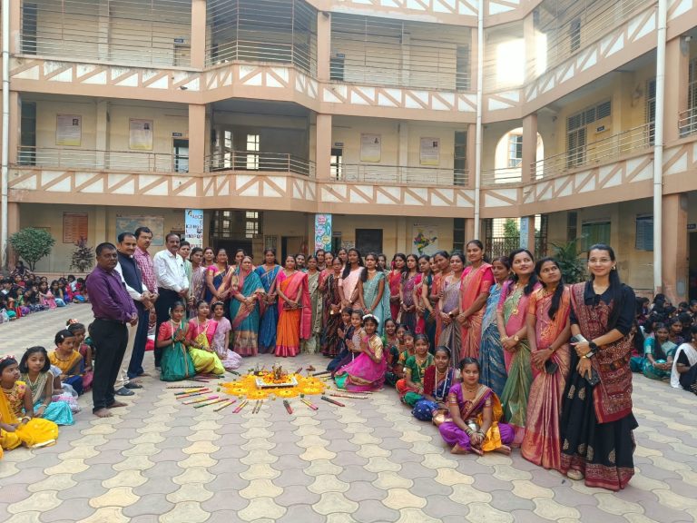 वाघोली येथील BJS विद्यालयात भोंडला कार्यक्रम उत्साहात